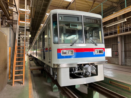 京成カラー塗装変更8807編成