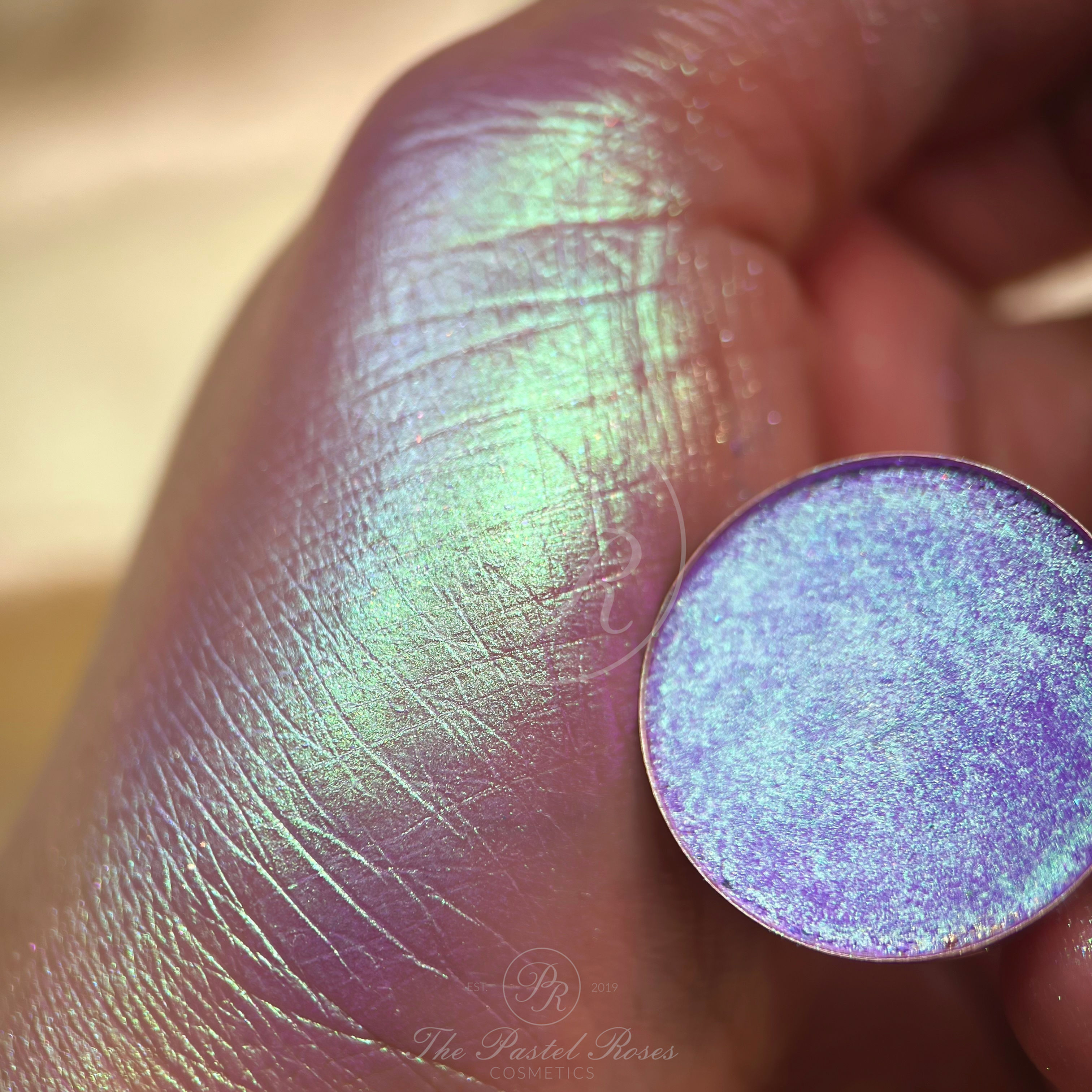 Unicorn - Duo-Chrome Pressed Eyeshadow