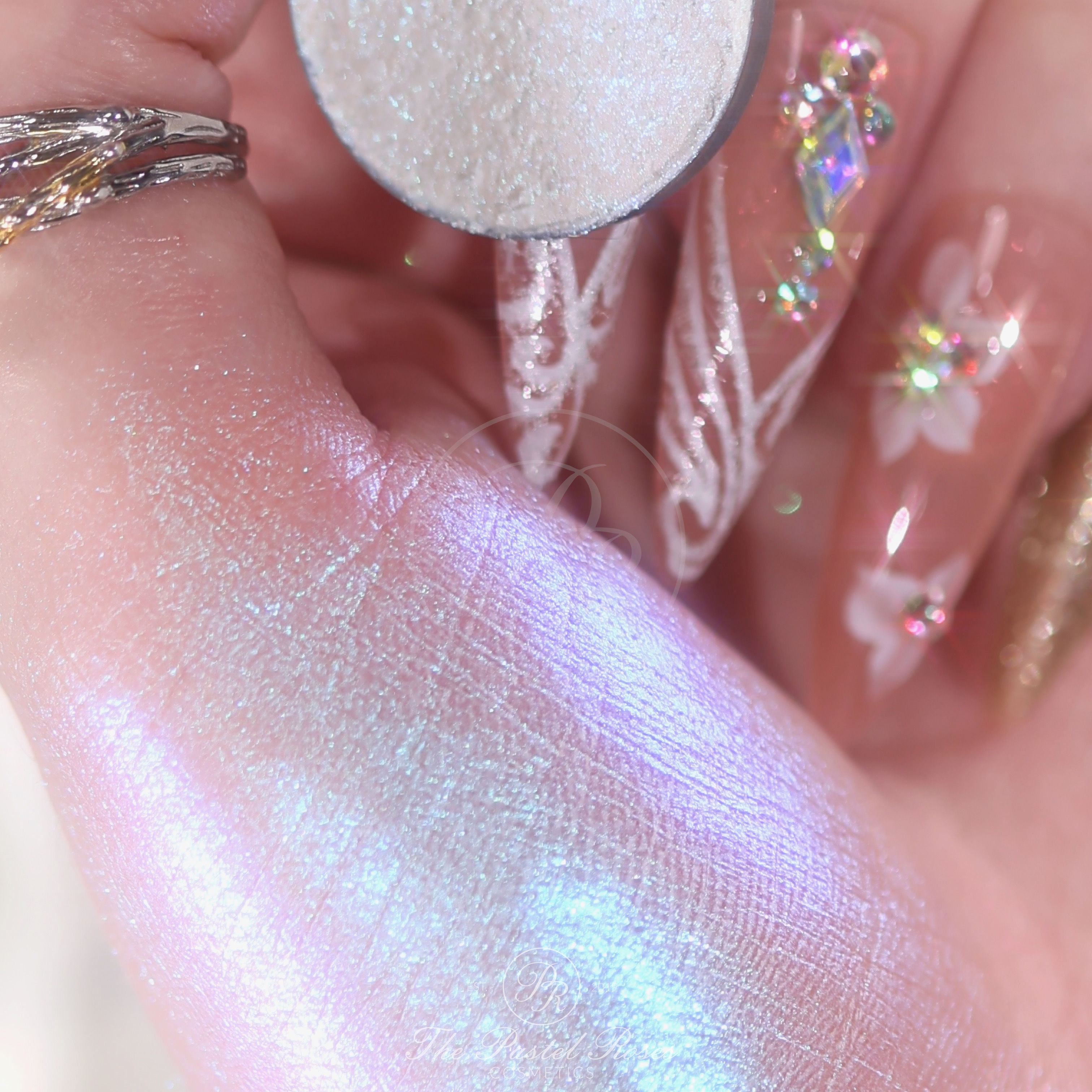 Arctic - Holographic Pressed Eyeshadow