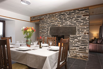 Dining Room towards fire.JPG