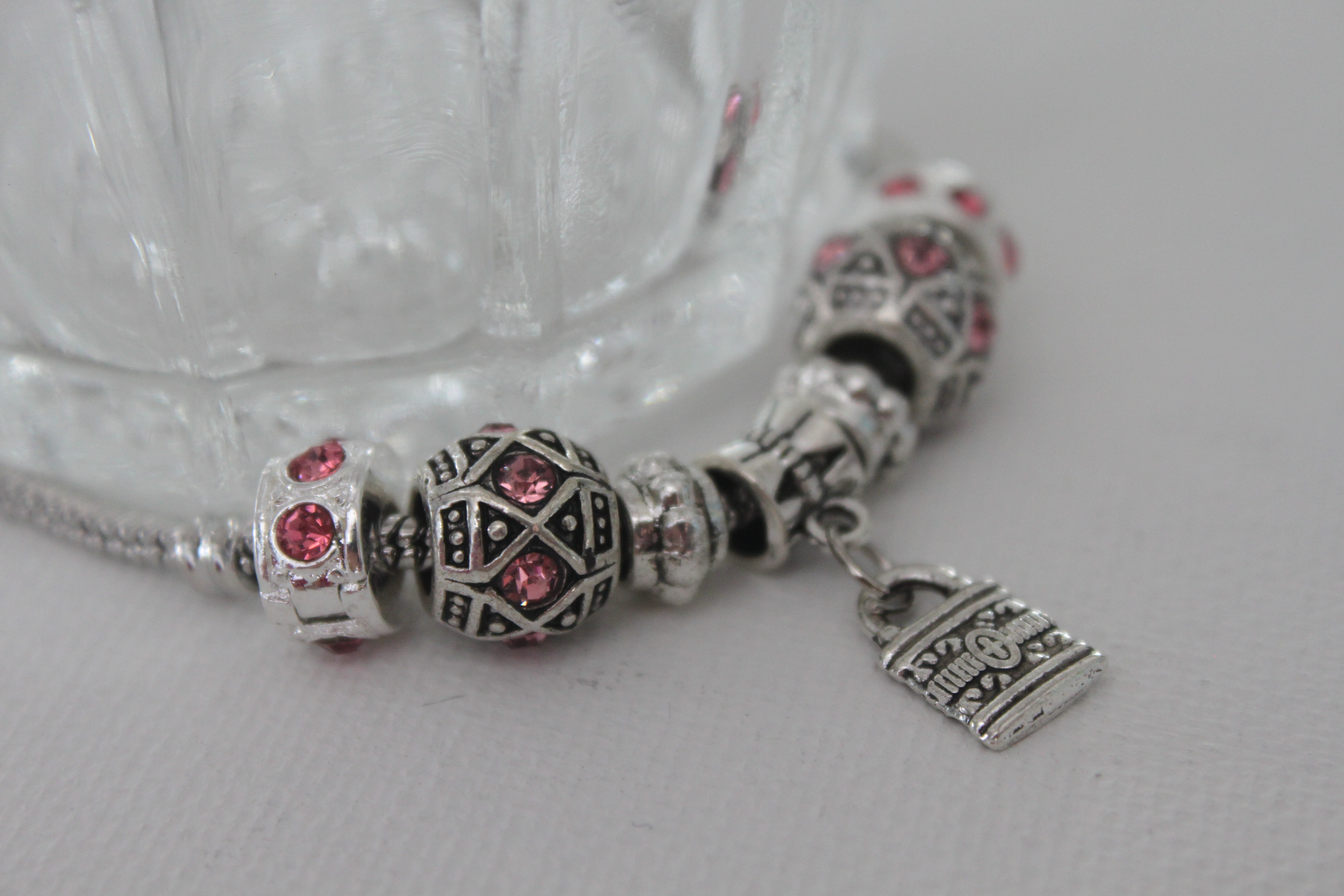 Lock charm bracelet pink metal