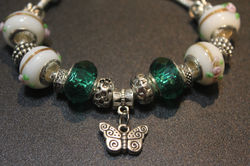 Butterfly charm bracelet - Green