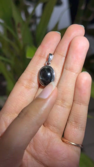 Thumbnail: Natural Blackstar 925 Sterling Silver Cabochon Cut Bezel Pendant