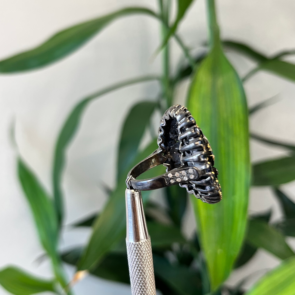 Thumbnail: Natural Emerald, sapphire and diamond ring