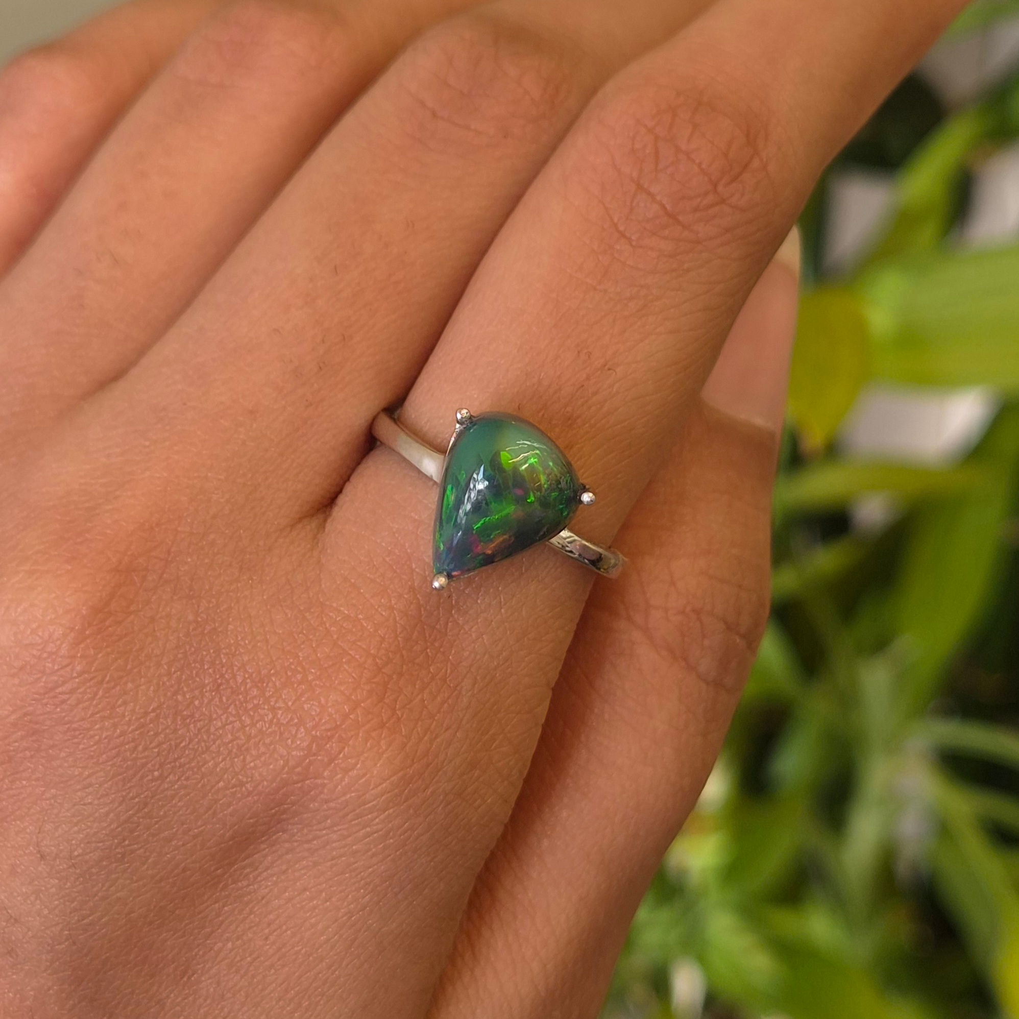 Natural Green Opal 925 Sterling Silver Pear Cabochon Ring