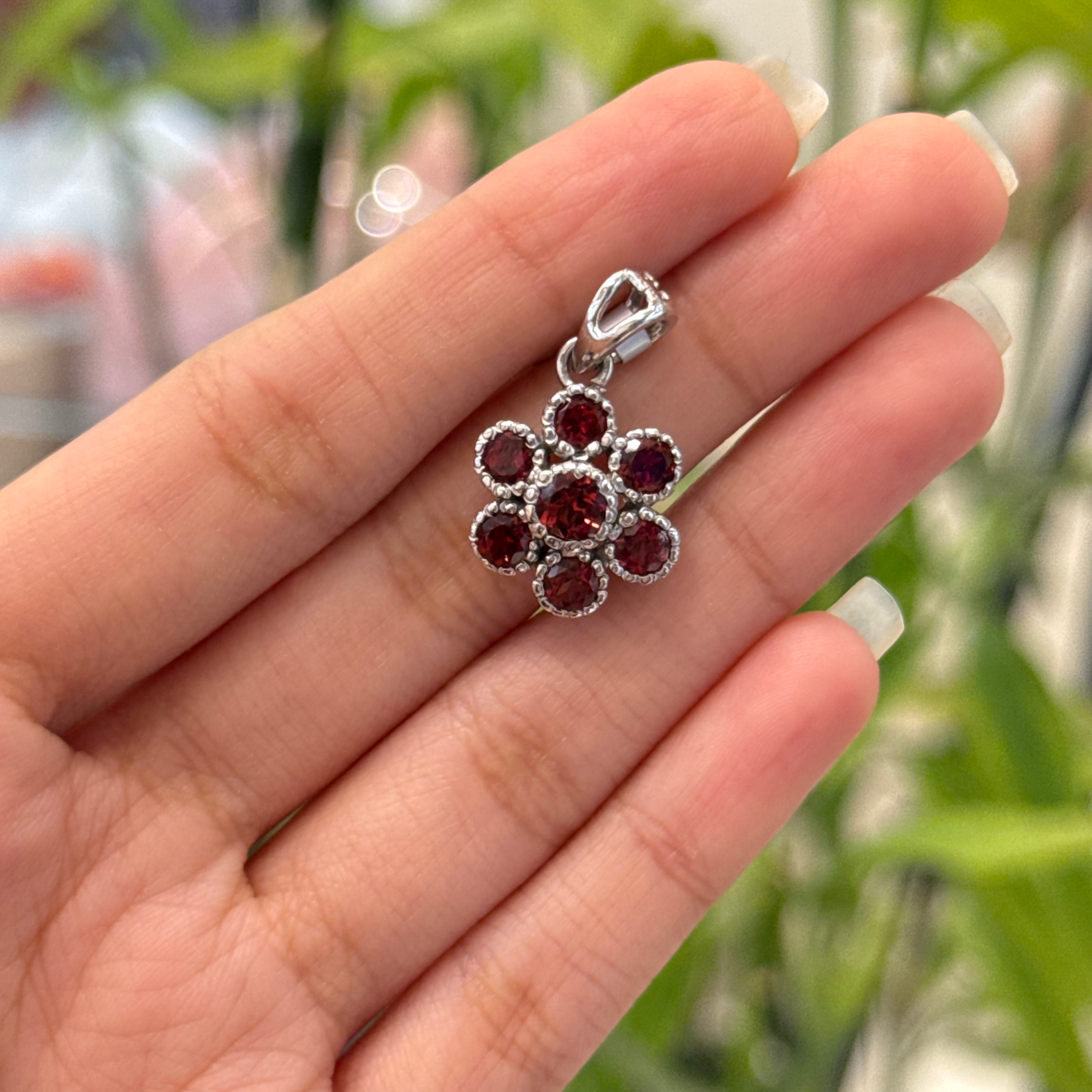 Natural Garnet flower pendant