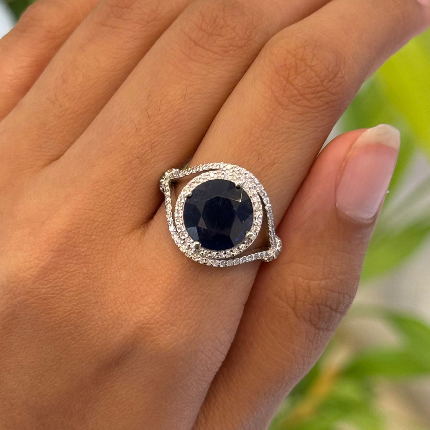 14K White Gold Natural Blue Sapphire Round Diamond Cluster Ring