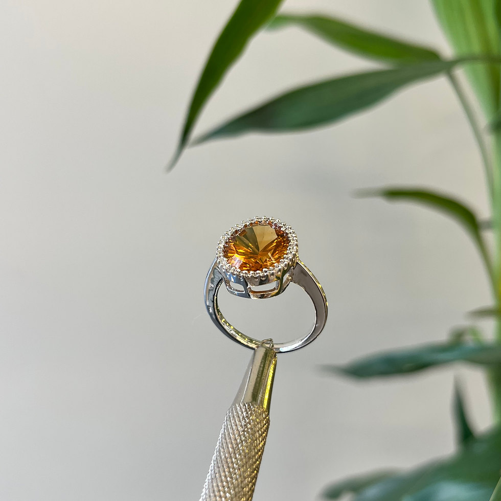 Miniature : Natural IGI certified - Citrine and diamond 18K gold ring
