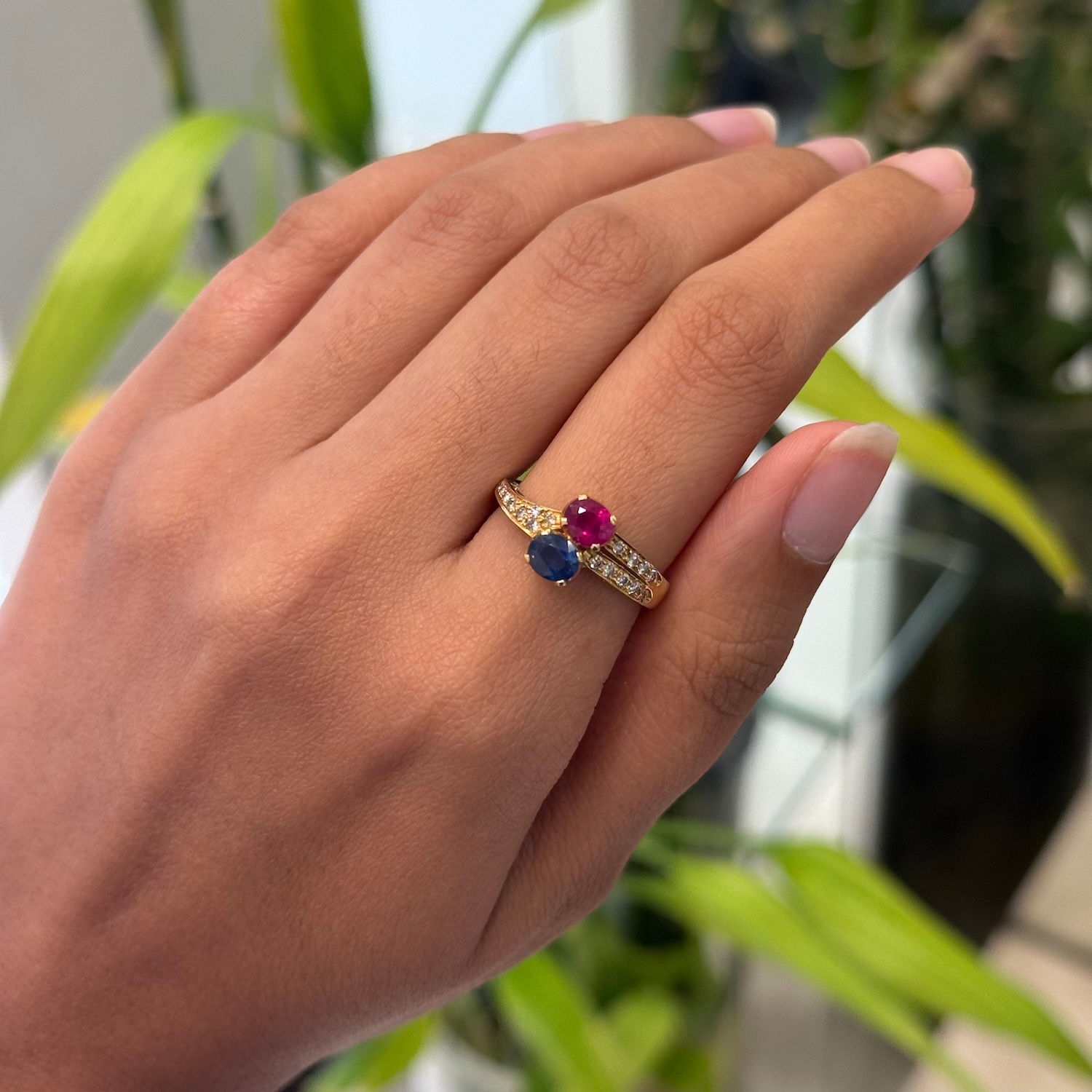 18K Yellow Gold Natural Ruby & Sapphire Oval-cut Diamond Ring