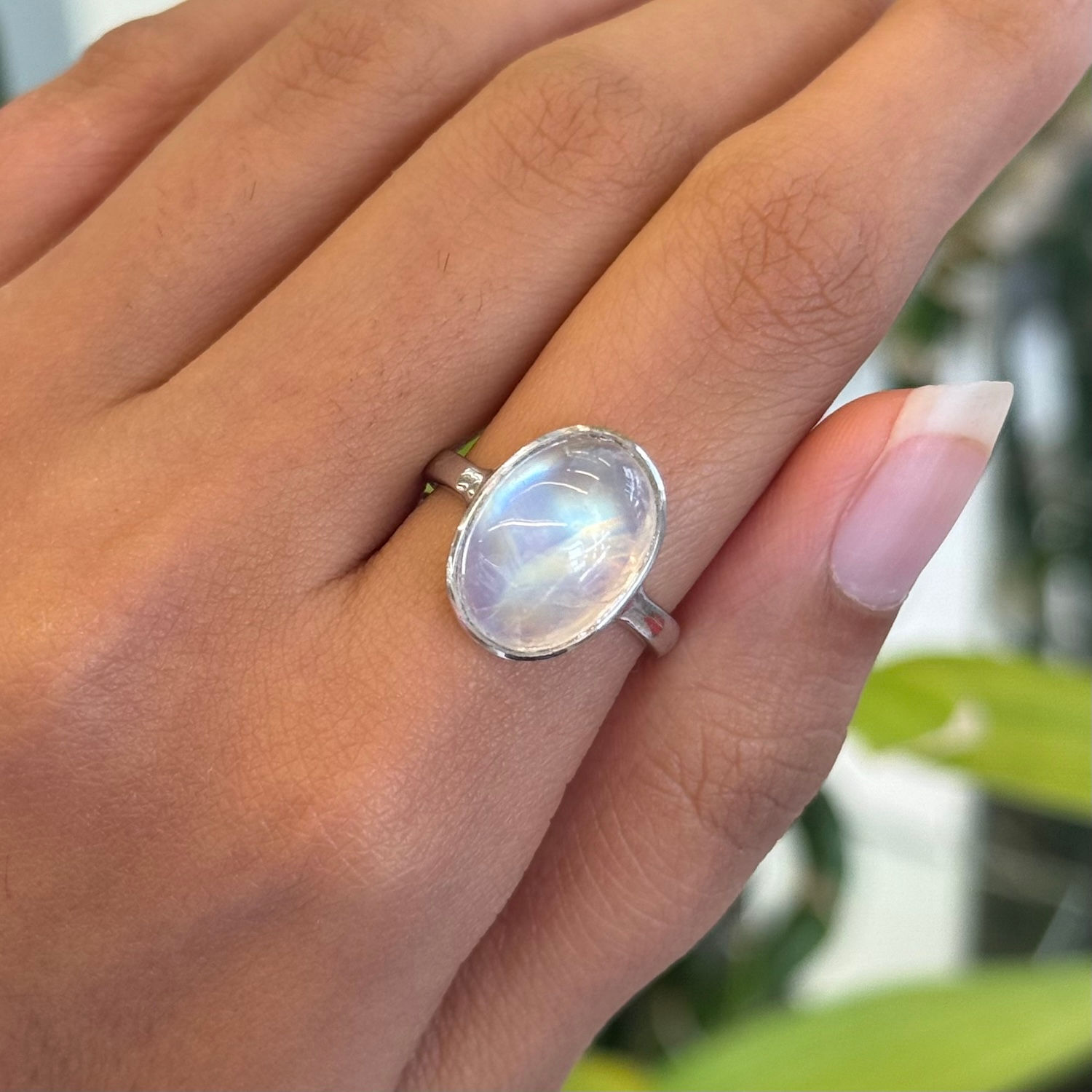925 Sterling Silver Cabochon Cut Natural Rainbow Moonstone Bezel Ring