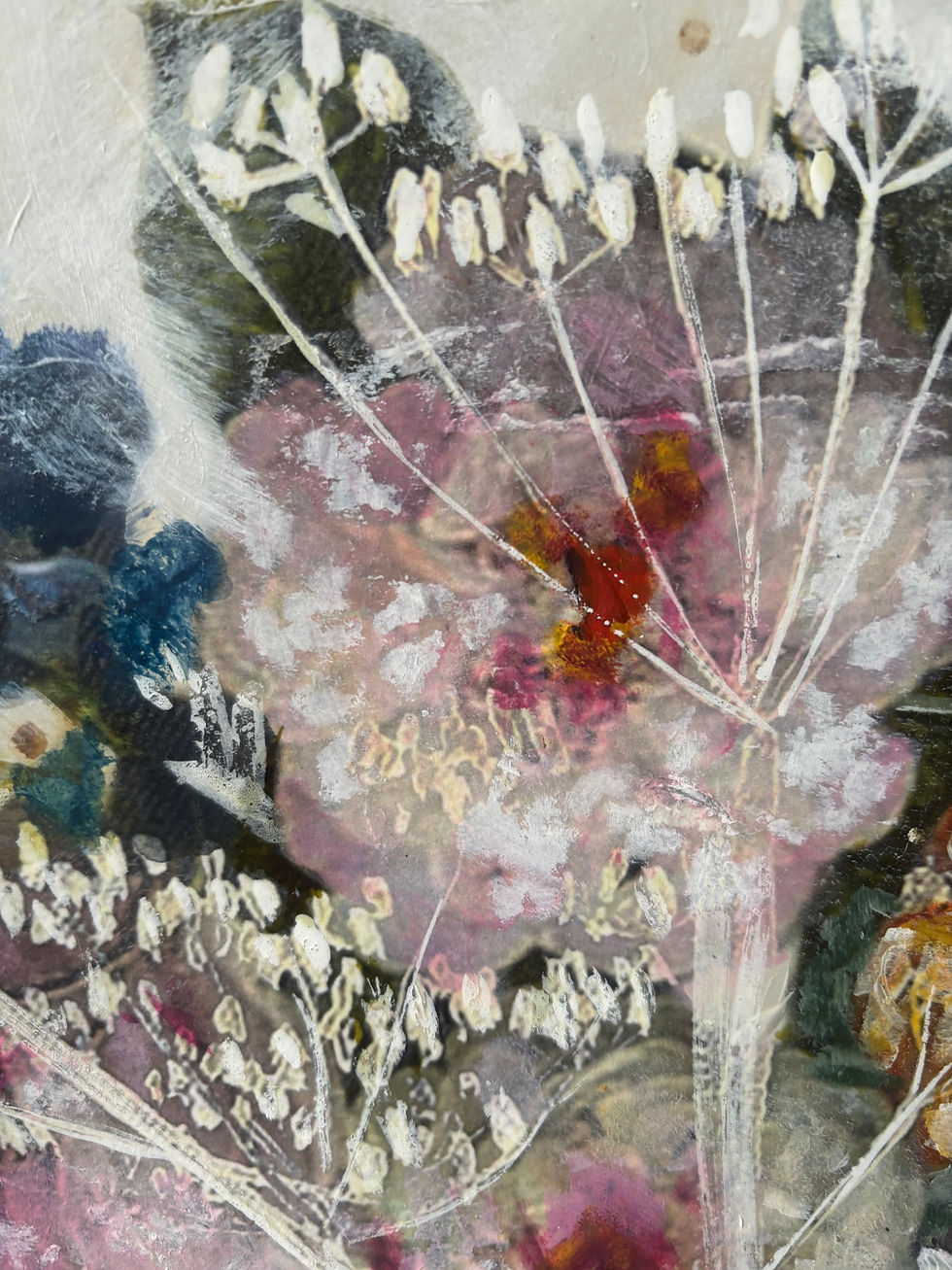 round painting with delicate flowers