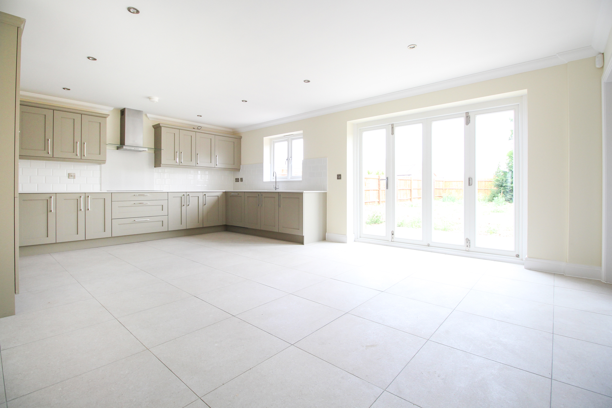 Plot 1 Kitchen/Dinner