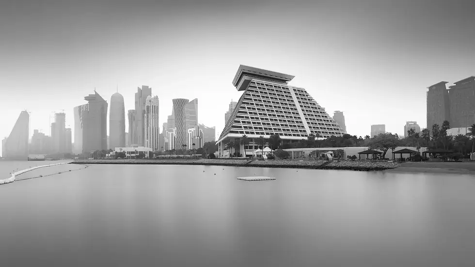 sheraton-grand-hotel-on-a-rainy-day.webp
