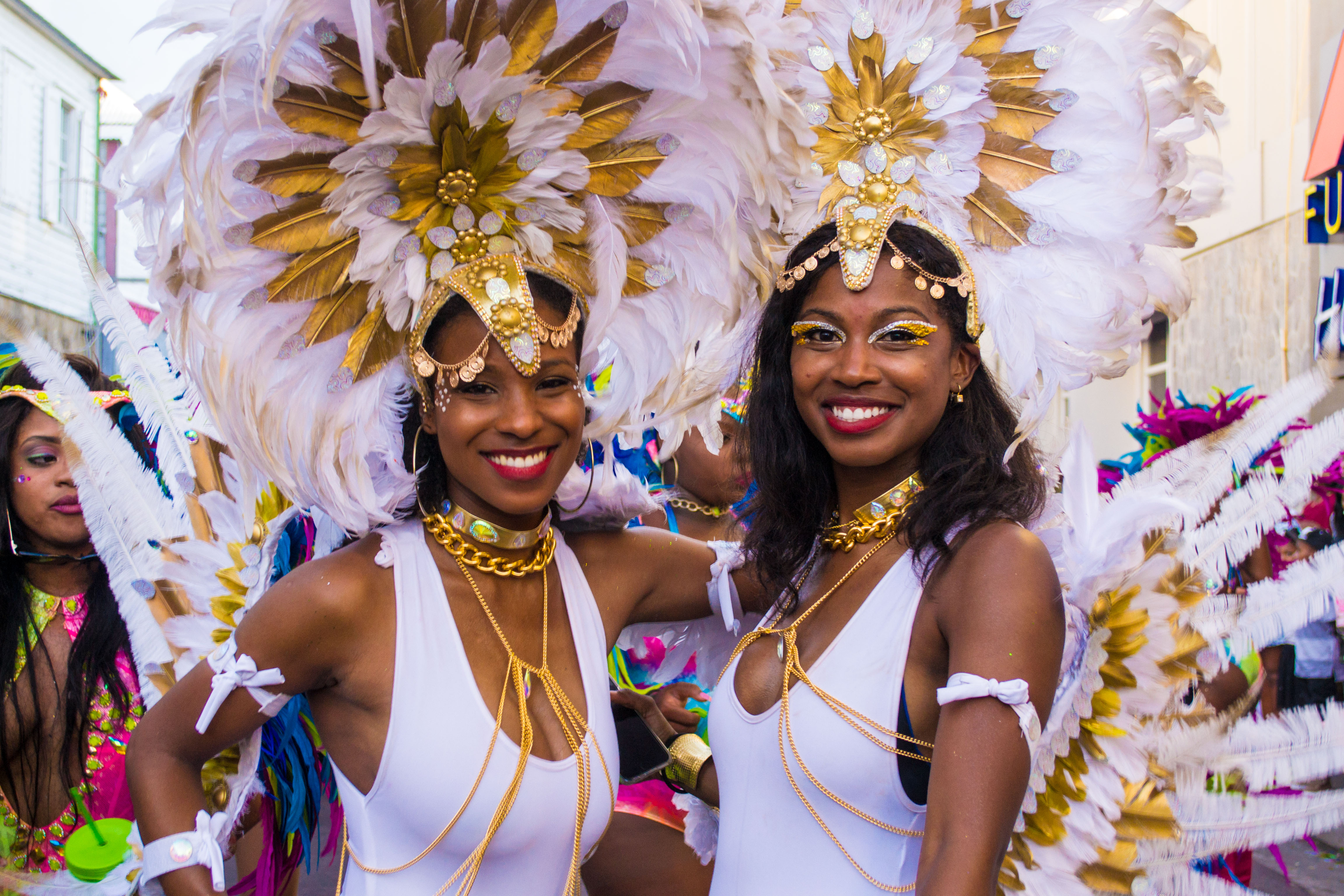 Sisters at Mas