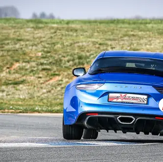 Stage de pilotage sur circuit pour les jeunes conducteurs