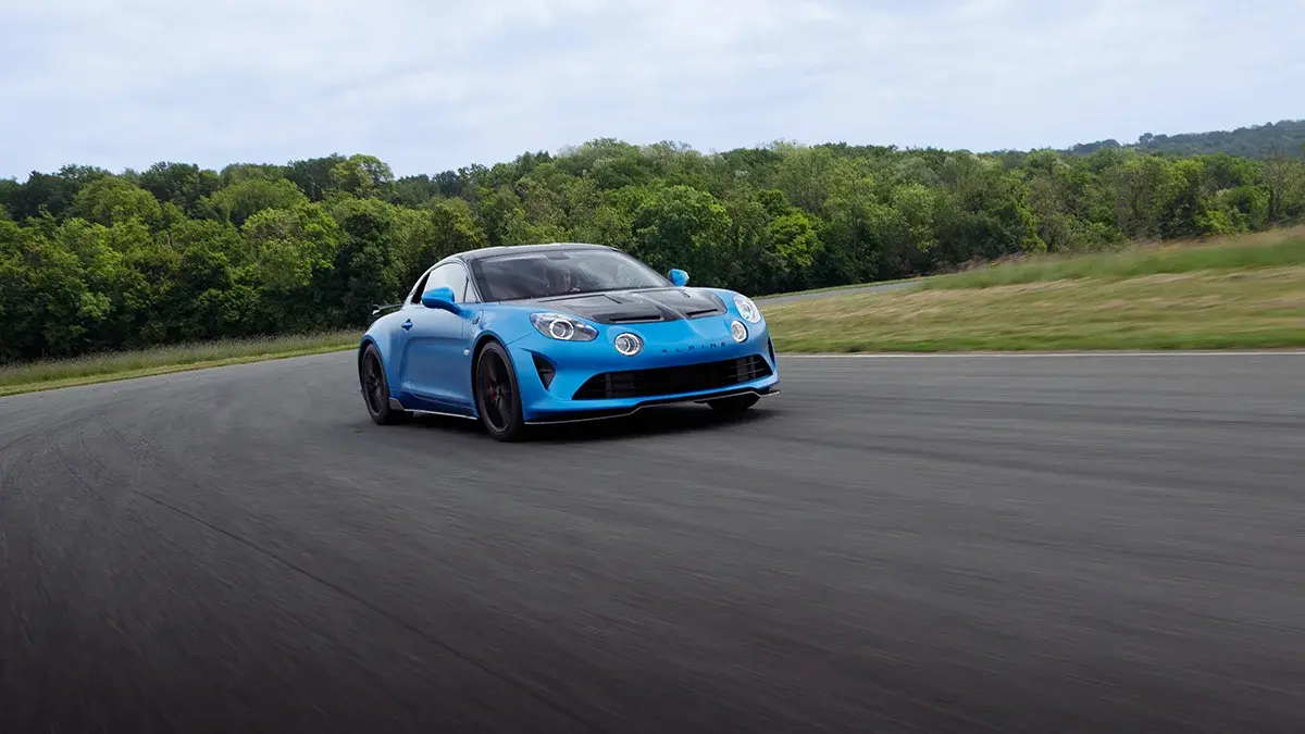 Stage pilotage dijon prenois : stage alpine en Alpine A110 R sur circuit rapide avec