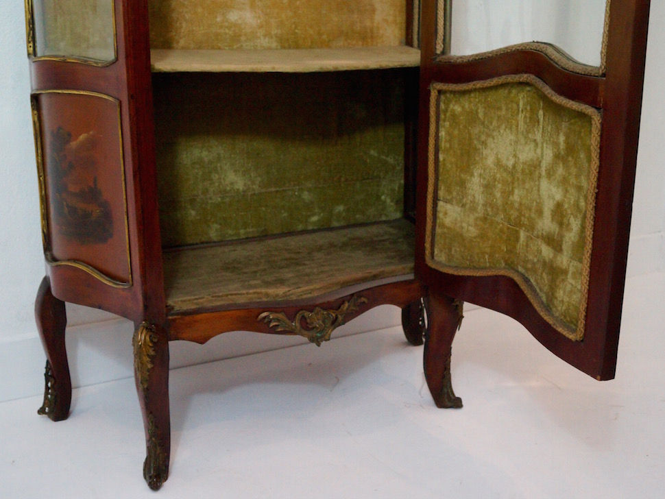 Thumbnail: Beautiful French Antique 19th Century Louis XV Vitrine / Display Cabinet
