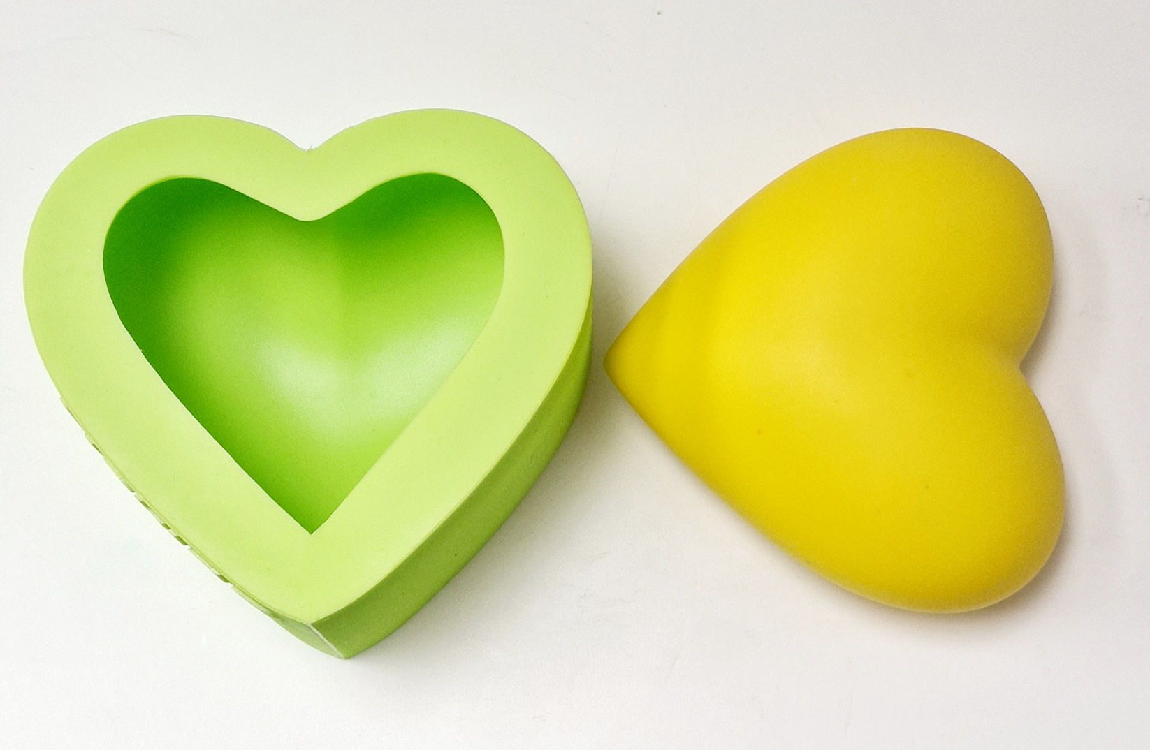 Large puffy heart silicone mould