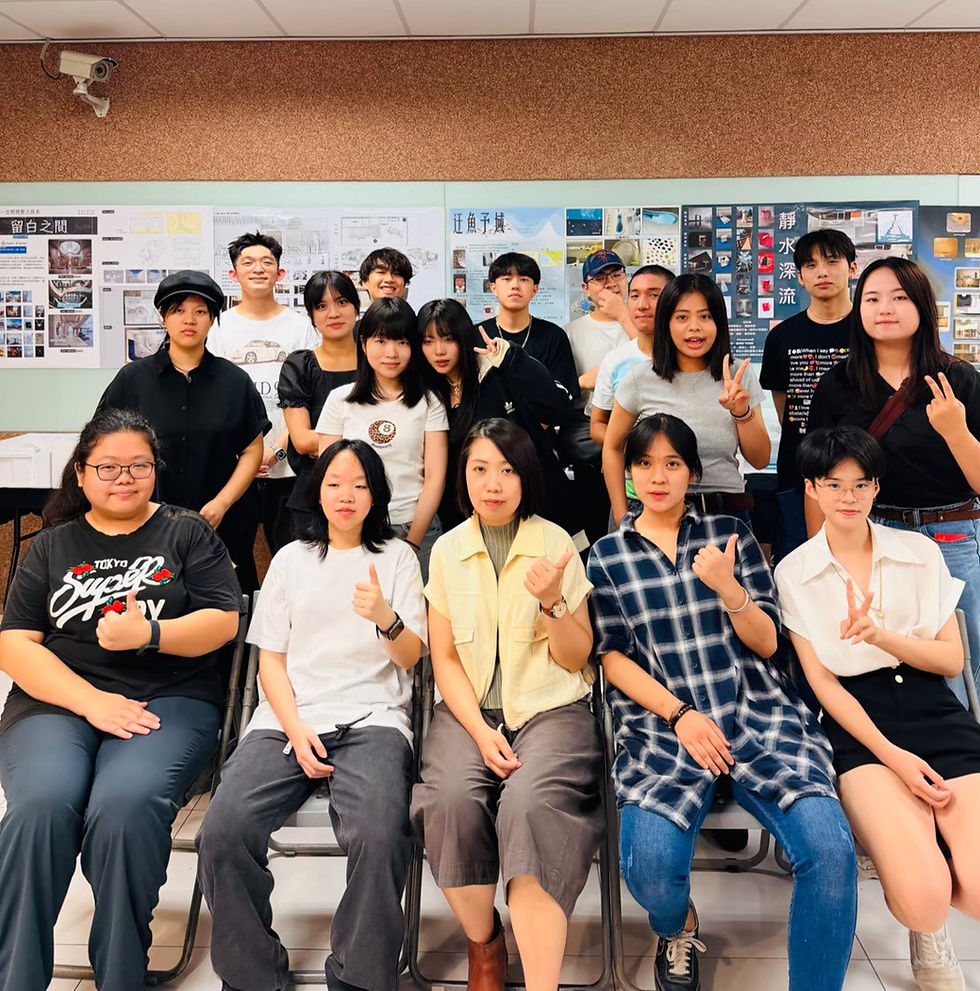 LINE_ALBUM_20260623期末成果展_260730_2_edited.jpg