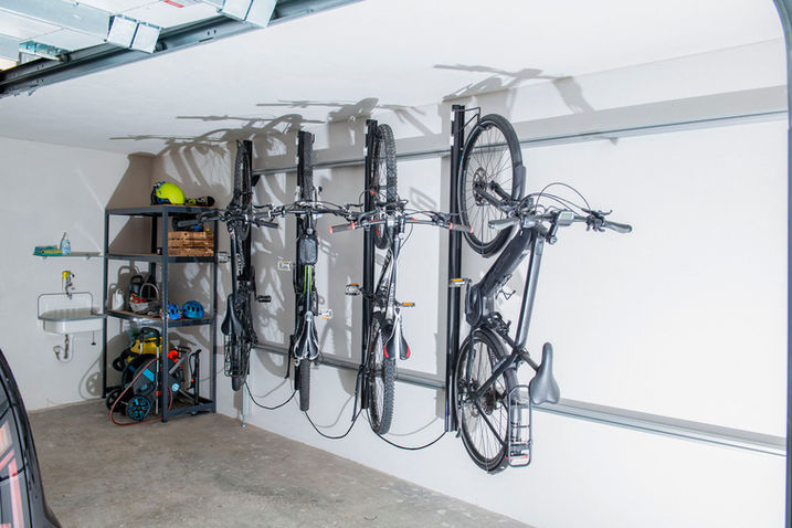 Garage with VELOLIFT