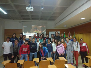 Alejandro Serrano analizó en CEU Andalucía la situación profesional de los graduados en CCAFD.