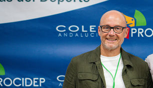 Alejandro Serrano, expresidente del COLEF Andalucía, candidato al Premio del Consejo COLEF 2024