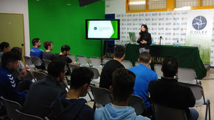 El COLEF Andalucía visita a los alumnos de EADE.