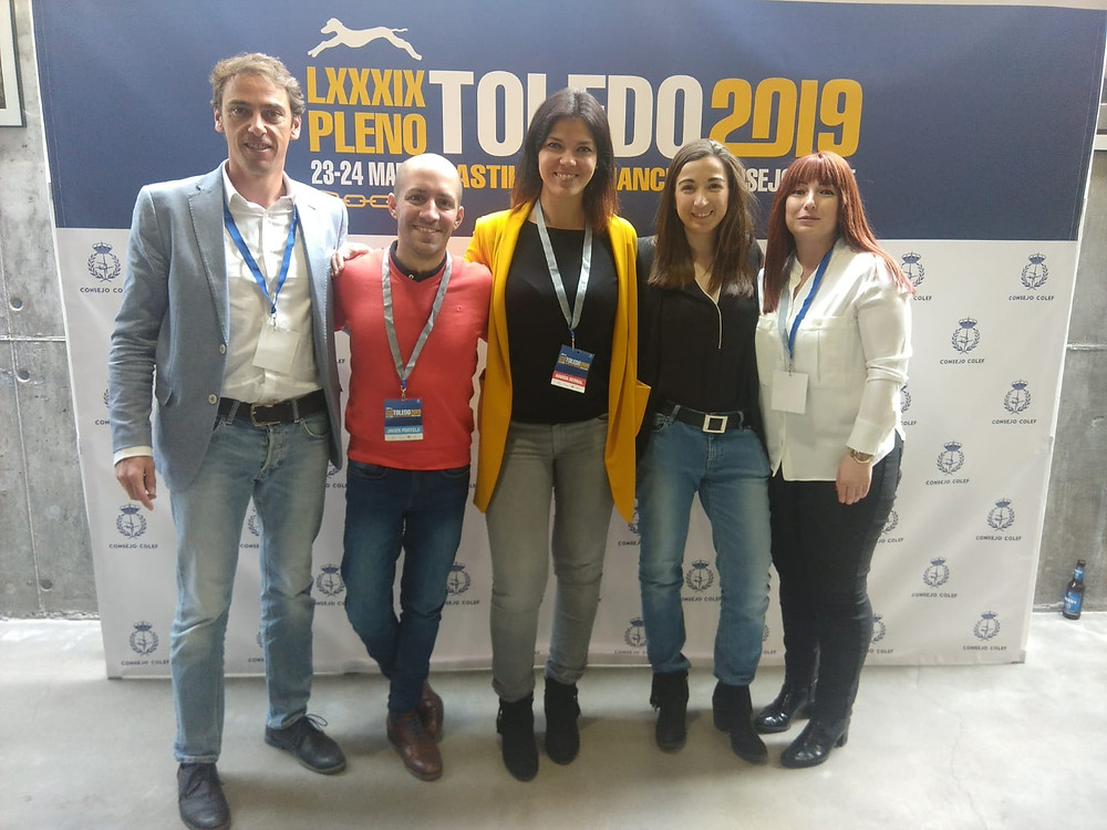 De izda. a dcha.: Ángel López; Javier Portela, Director-Gerente del Consejo COLEF; Ainara Bernal; Carlota Díez, coordinadora intercolegial y Sonia Cortés, responsable de administración del Consejo COLEF