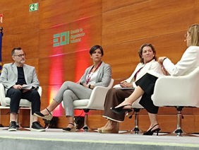 Destacada participación colegial en el I Foro Deporte y Mujer Andalucía