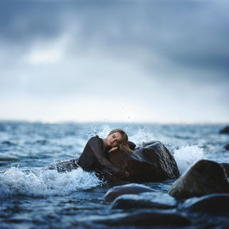 Bajkowa fotografia dziecięca Fotografia artystyczna Fotografia Rodzinna Fotografia ciążowa FotoPaPstryk Fotografia ślubna Fotograf Rypin Fotograf Toruń Sesja plenerowa Patryk Gurtowski Lato Zdjęcie Zdjęcia Sielsko Wieś Polska wieś Ciągnik Rumianki Warsztaty fotografii dziecięcej Warsztaty fotograficzne Kursy online fotografii Nikon Aparat fotograficzny Filtr fotograficzny Słońce Akcesoria fotograficzne Zboże Kwiaty Wakacje Morze Sesja w morzu