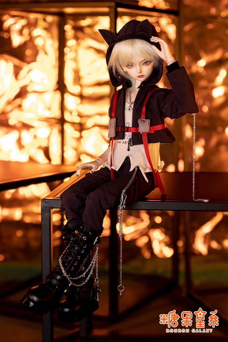 Thumbnail: Bonbon Galaxy 1/4 doll Clark
