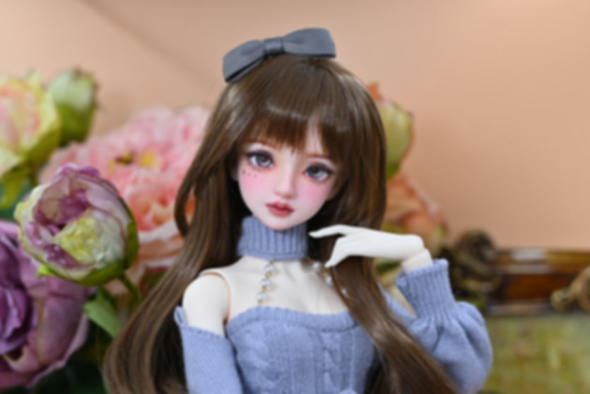 Girl Basic face-up