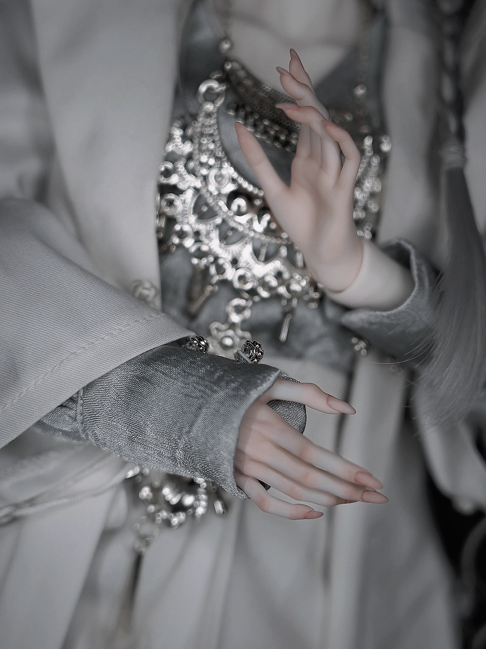 Fatemoons 1/4 doll Dragon Hands