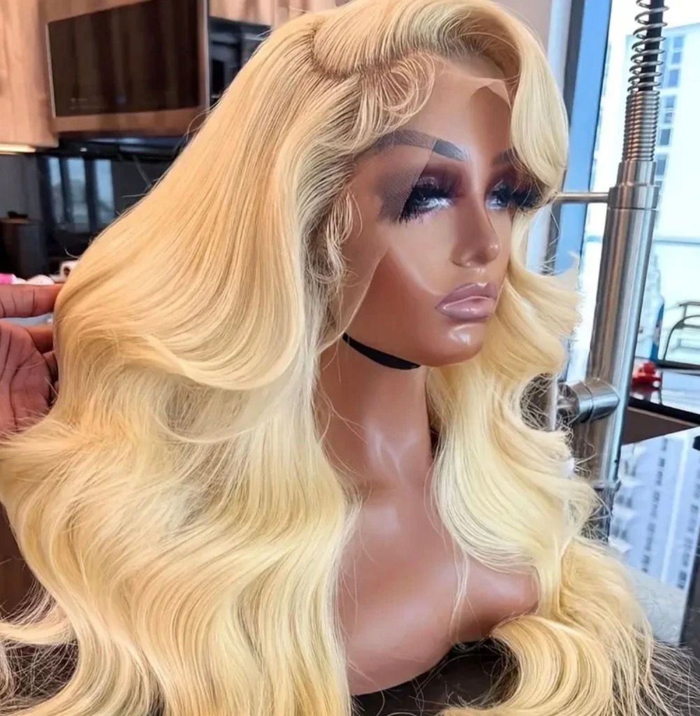 613 Blonde Body Wave Lace Wig