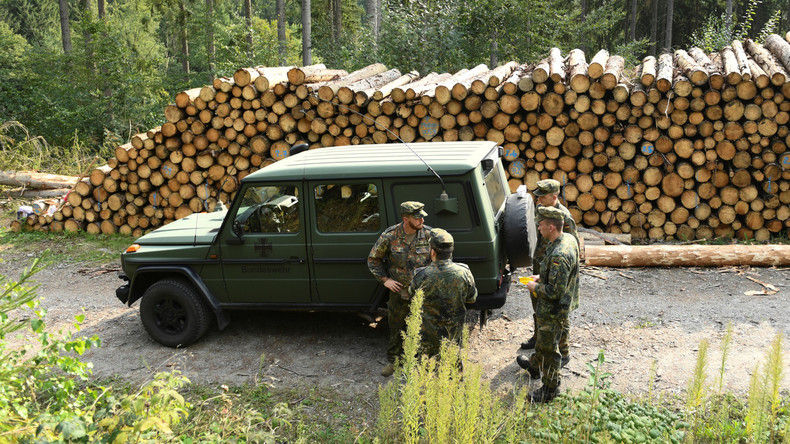 Angst vor "Klimaaktivisten": Bundeswehrsoldaten sollen SUV verstecken