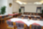 Vielseitiger „Roter Saal“ im Weinhotel Pasler-Bäck in Jois – großzügiger Veranstaltungsraum für Semi