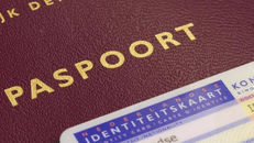 Het paspoort of de id-kaart is verlopen ?