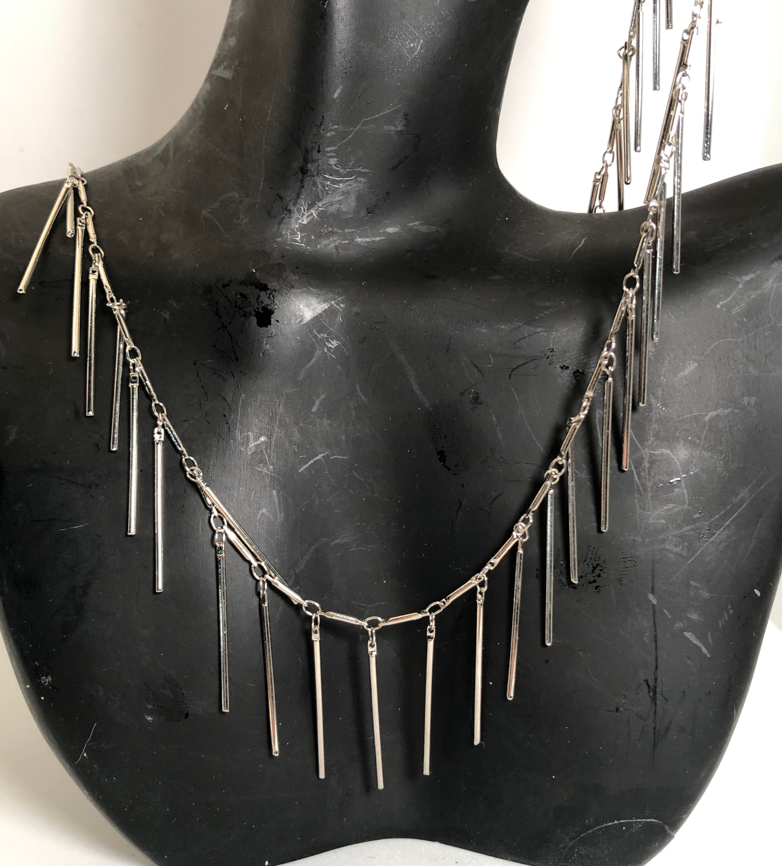 Fringe chain necklace
