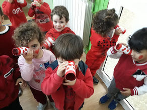 FESTA DEL COLOR VERMELL