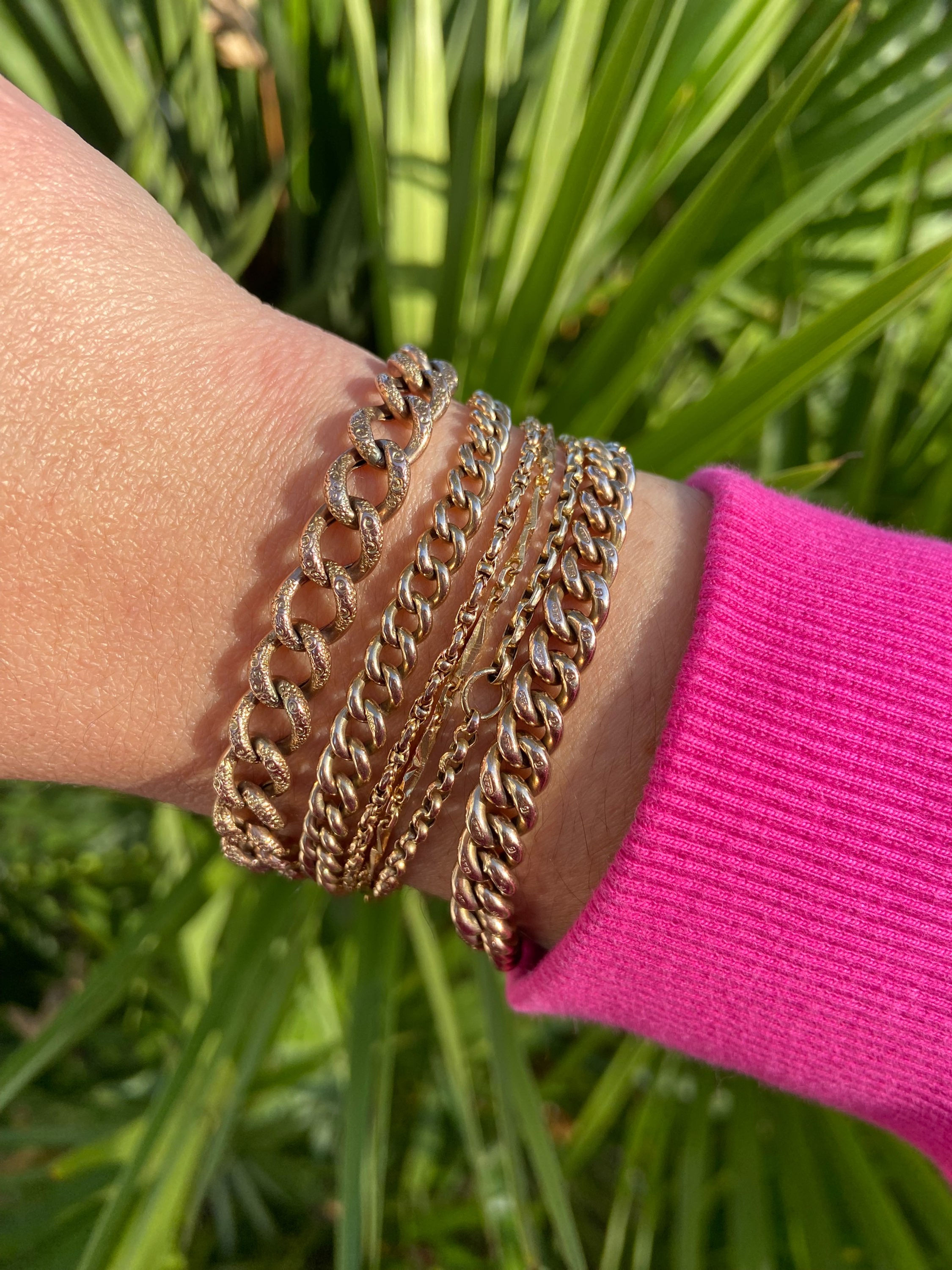 Victorian day and night bracelet with dog clip