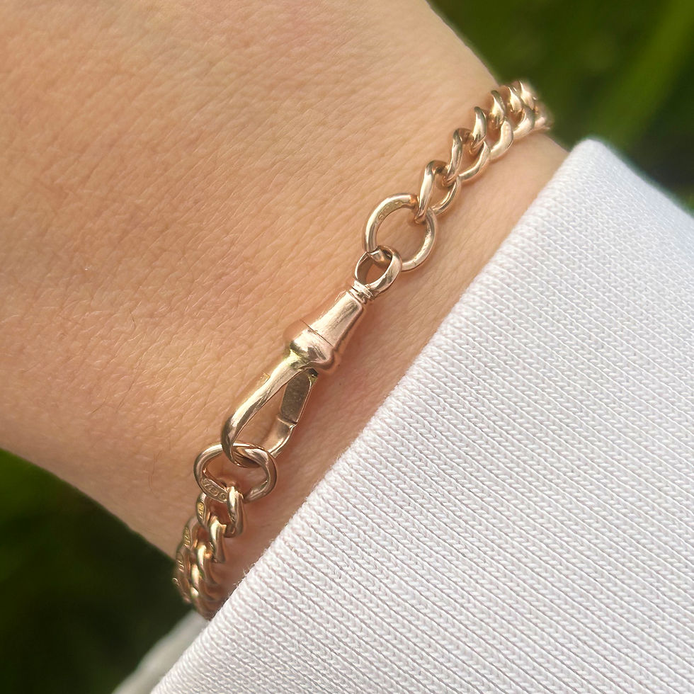 Thumbnail: Chunky Victorian curb bracelet with dog clip (7.25”)