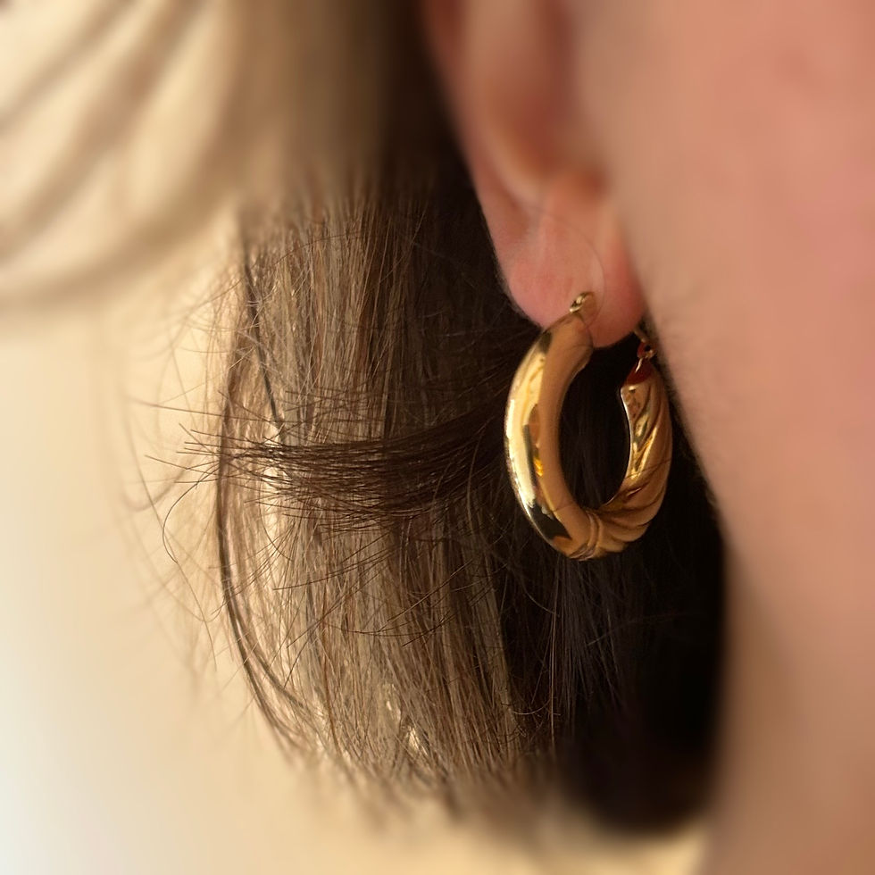 Thumbnail: Chunky half and half hoops