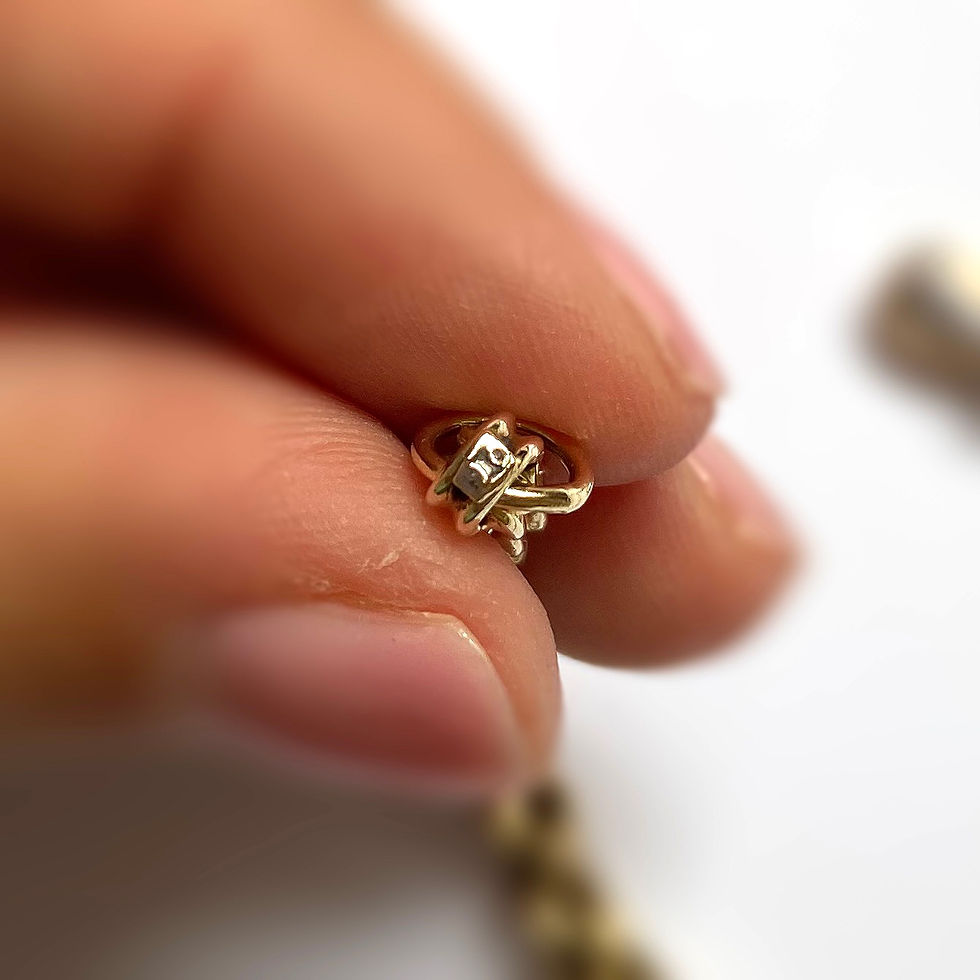 Thumbnail: Beautiful Victorian ribbed belcher chain with dog clip 