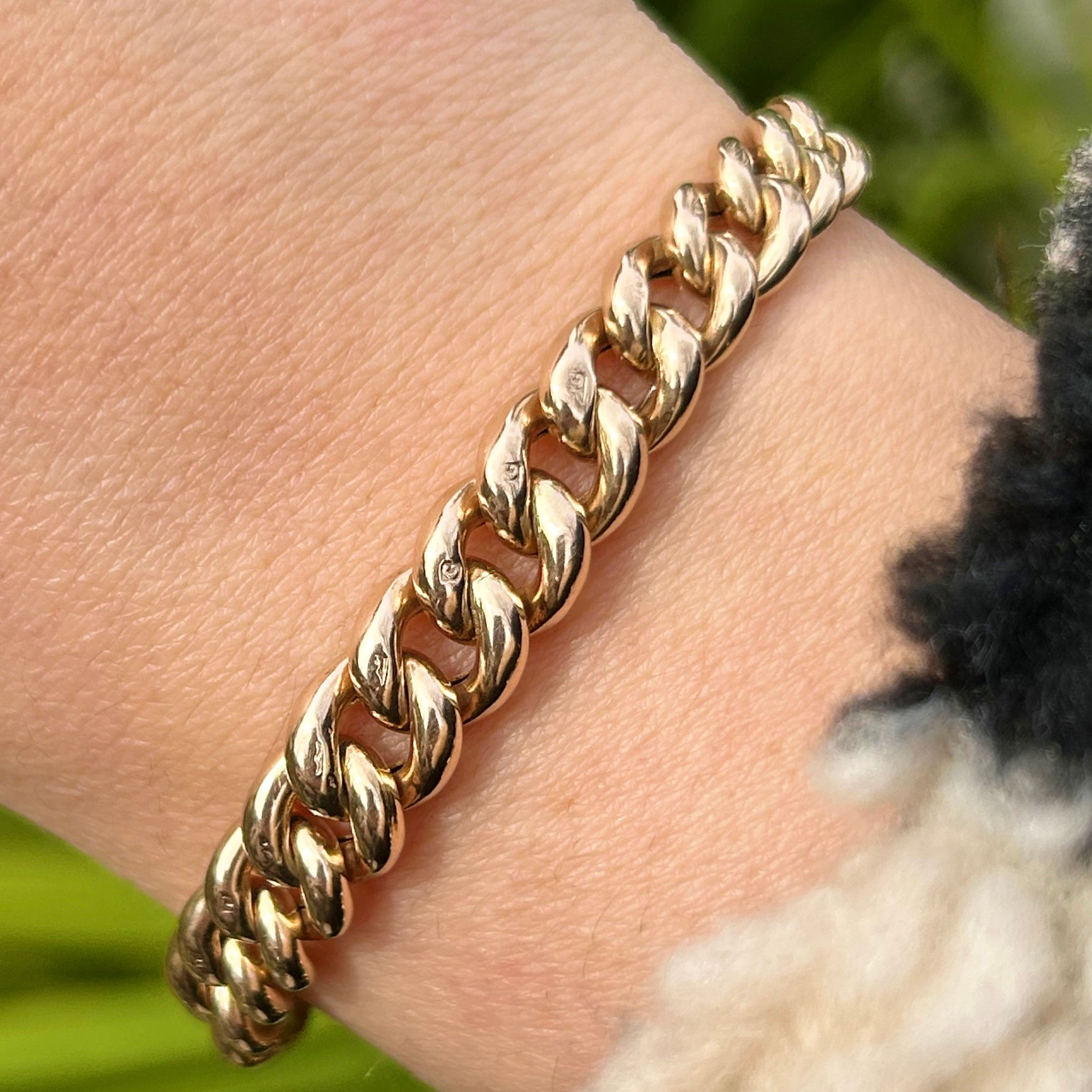 Chunky Victorian bracelet with dog clip