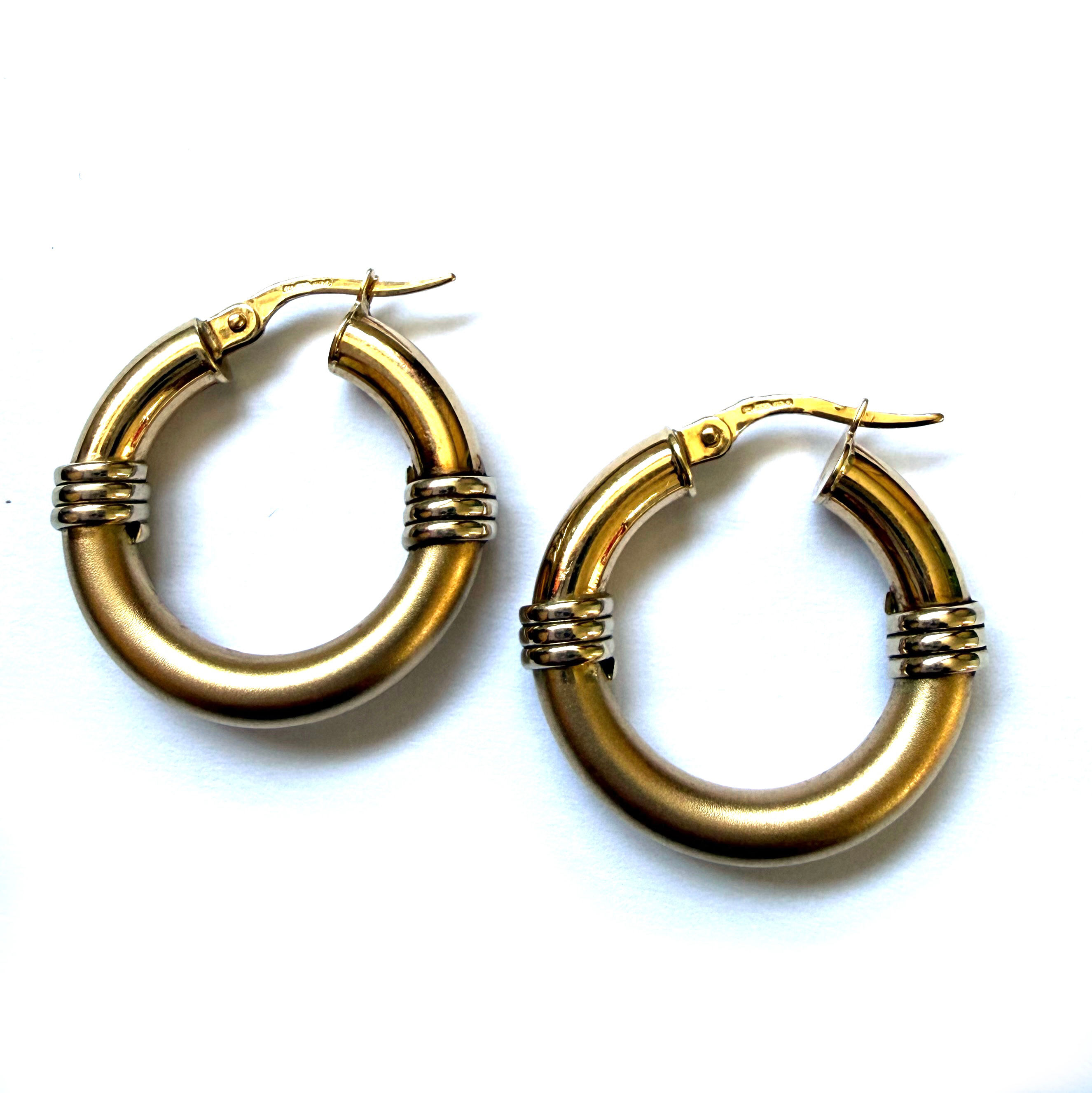 Gorgeous mixed finish hoops