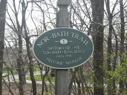 north-bath-trail-sign.gif
