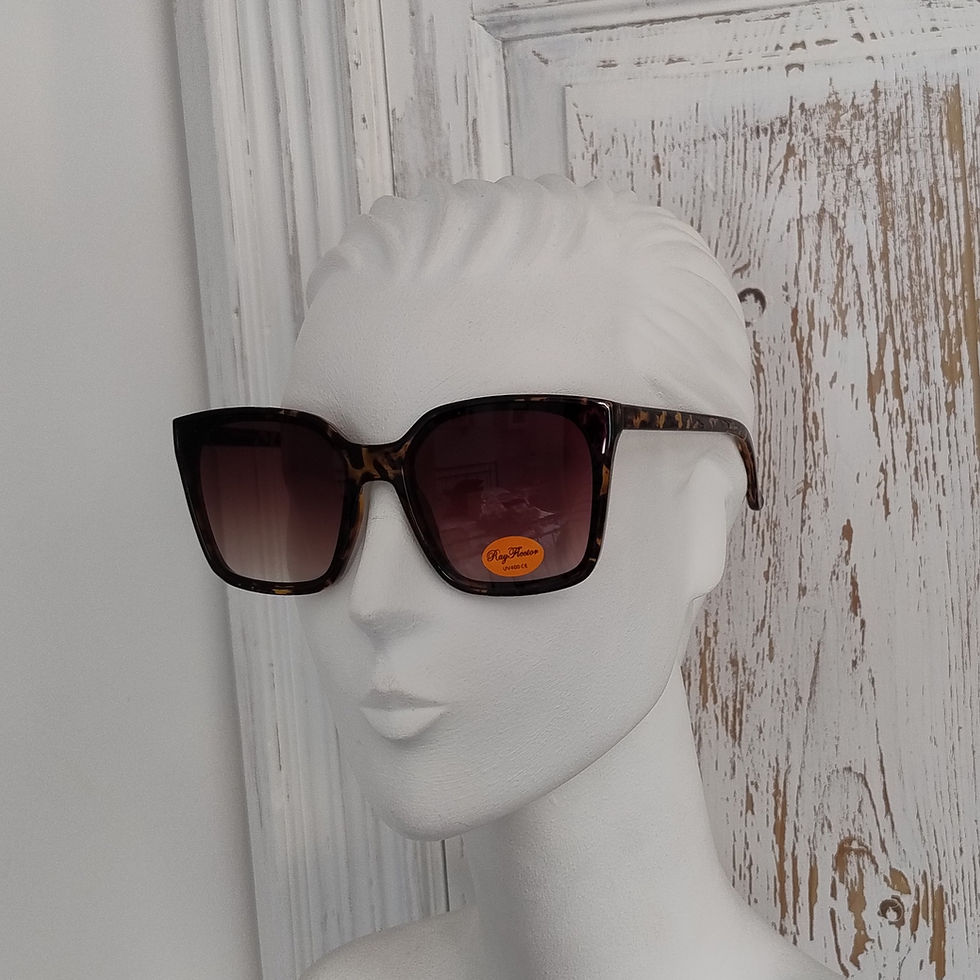 Thumbnail: Sunglasses VTG903 Large Square Frames