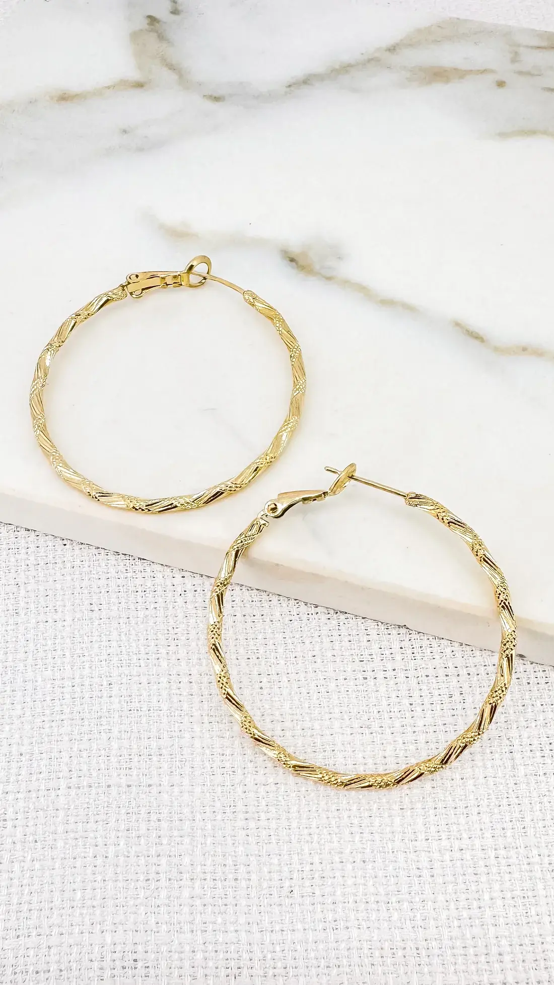 Envy 3634 Textured Pattern Hoops