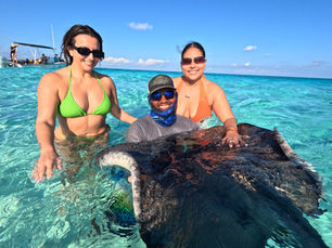 Dive Into Paradise: The best 10 Unforgettable Snorkel Spots in the Cayman Islands You HAVE to Visit!