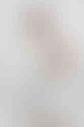 Ekru Beyaz Diz Üstü Rahat Kesim Yandan Cepli Düz Paça Şort